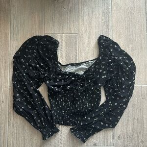 super cute size L black floral puff sleeve blouse from Love Tree. only worn once